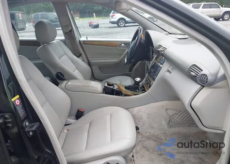 2007 Mercedes-Benz C 230 Sport из США, поврежденный, VIN WDBRF52H27E027699